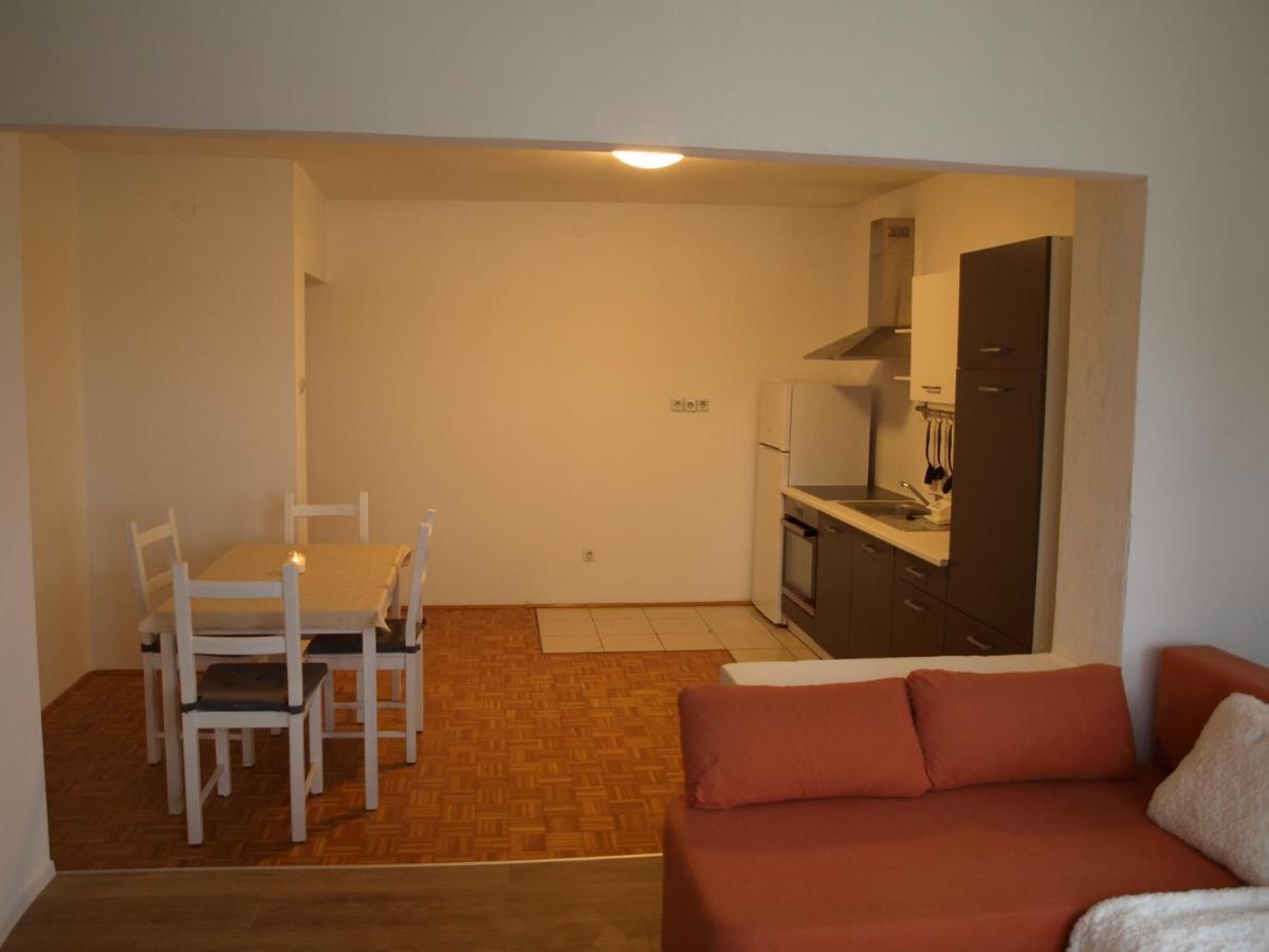 Apartment Nana *